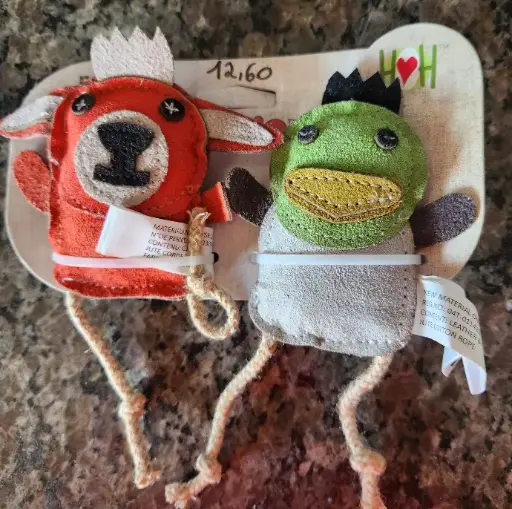 petits animaux en cuir (canard & lapin)